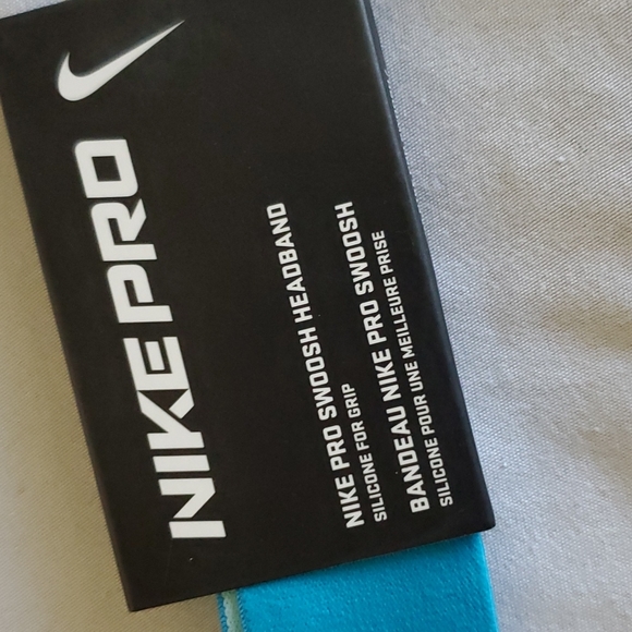 New Nike headband bundle - Picture 2 of 10